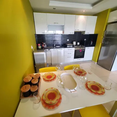Lejlighed 5 Stars Compound With Private Garden, Near The Sea Alanya