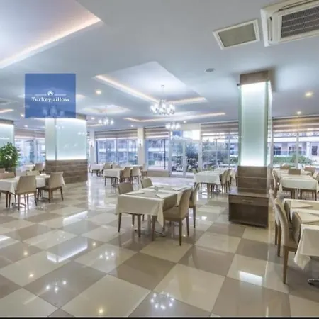 5 Stars Compound With Private Garden, Near The Sea Alanya
